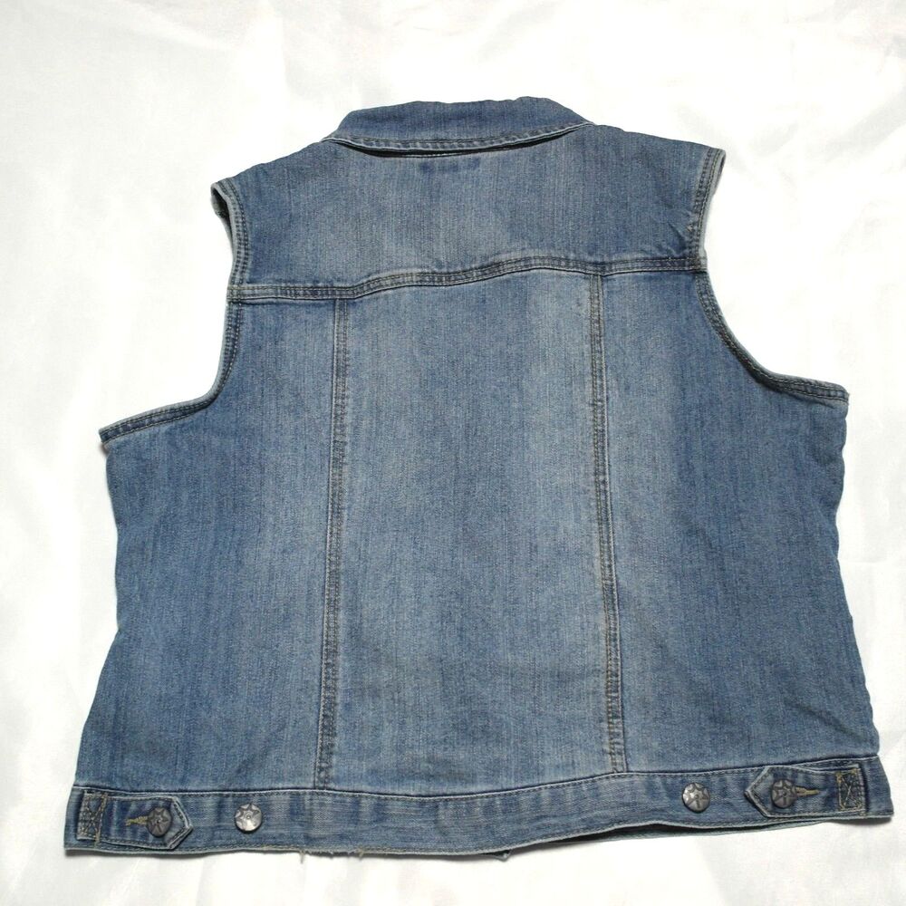 Roz & Ali Women’s Sleeveless Blue Denim Vest Sz XL - Picture 2 of 5